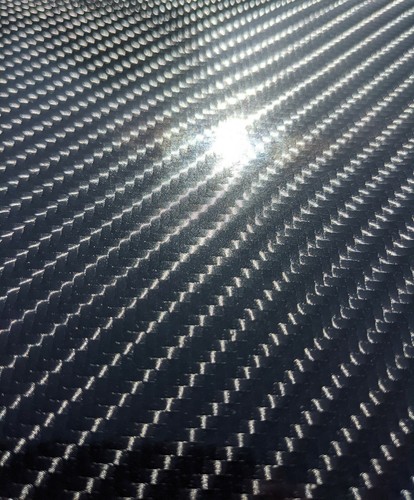 Black carbon fibre vehicle - 7d,