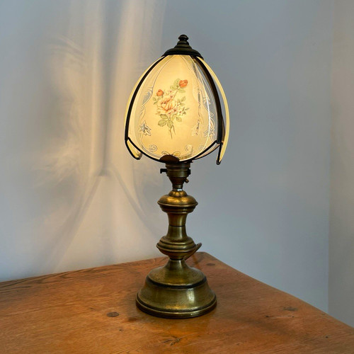 Vintage brass tulip table - , lamp