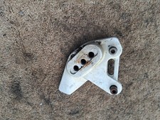 2004 GILERA DNA50 DNA 50 LEFT RIDERS FOOTPEG HANGER MOUNTING BRACKET