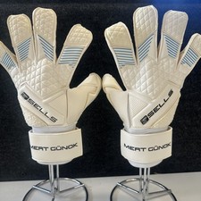 MERT GUNOK Sells Goalkeeper