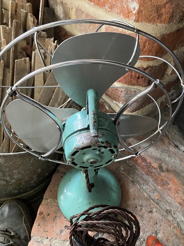 Vintage frost co - &,