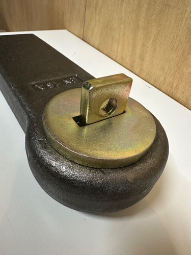 Trailer security lock hitch - security,