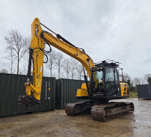 2017 jcb js130lc digger - js130lc+,