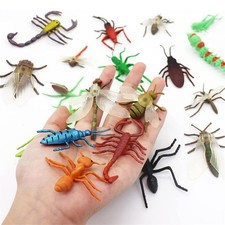22 PCS Realistic Insects Bugs