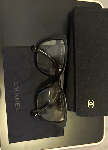 Chanel black plastic - chanel,