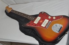 FENDER JAPAN Jazzmaster