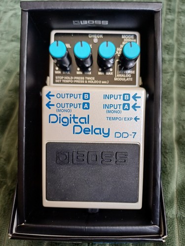Boss digital delay - dd-7,