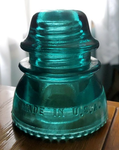 Blue green insulator hemingray - blue,