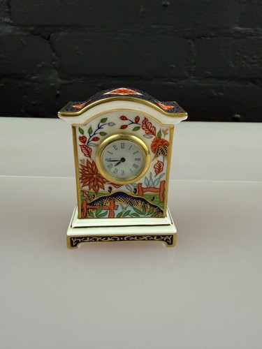 Royal crown derby - royal, miniature