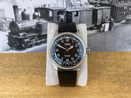 Oris big crown - crown, pointer