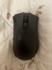 Razer DeathAdder V2 x