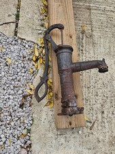 Vintage Cast Iron Garden Water Pump Ideal for Garden Ornament