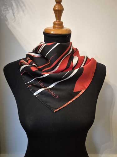 Orla ermanno 66cm silk square - ermanno,