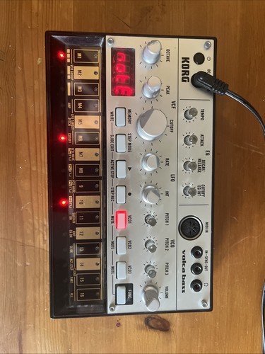 Korg volca bass analogue - korg,