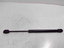 Chrysler 300C Bonnet Brace