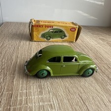 Dinky Toys 181 Volkswagen saloon (beetle) - Green body with Mid-green rigid hubs