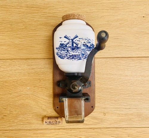 Charming delftware - charming,