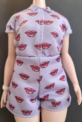 Barbie doll clothes shorts - ,