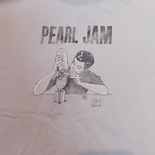 pearl jam t shirt European Tour 2012 Medium