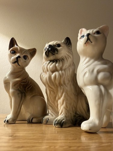 Vintage ceramic cat figurines - vintage,