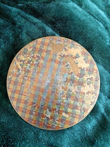 Vintage worn powder compact - vintage,