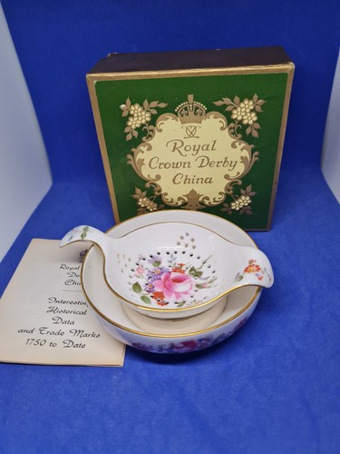 Royal crown derby - derby, posies