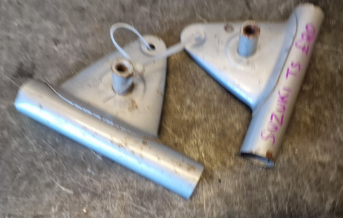Suzuki headlight brackets - suzuki,