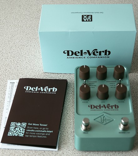 Universal audio del verb - universal,