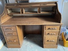 Antique Solid Oak Roll Top Writing Desk Bureau.