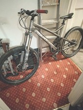 Giant Reign X7  Full