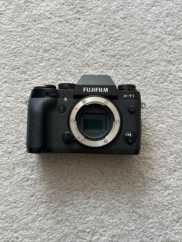 Fujifilm mirrorless - x-t1,