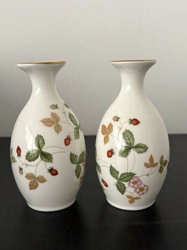 Wedgwood wild strawberry - wild,