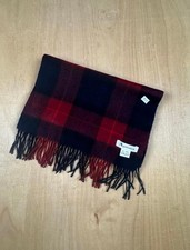 🧣 Aquascutum Red & Navy