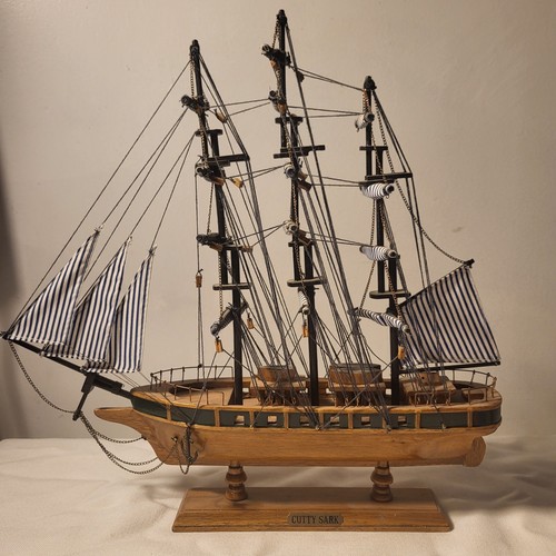 Wood cutty sark - cutty,
