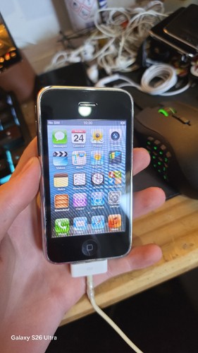 Iphone 3gs 8gb - black, unlocked