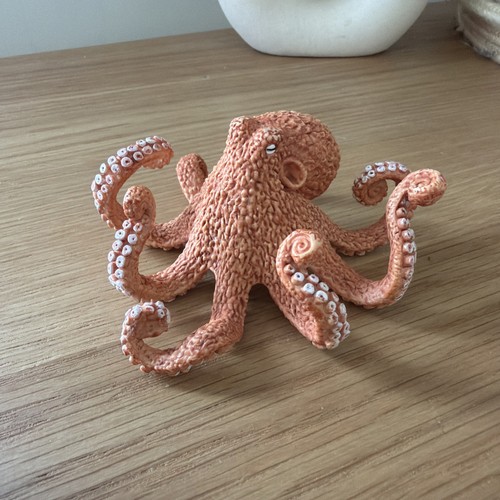 Schleich 2015 orange octopus - orange,