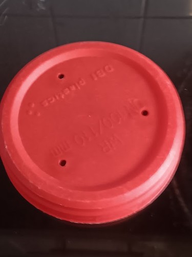 Vented temporary pipe cap - temporary, end