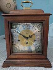 Howard Miller Westminster Chime Mantle Clock with key & back cover. Vintage