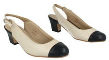 Ladies Equity Navy/Porcelain Leather Sandals UK 4 E: Suzy