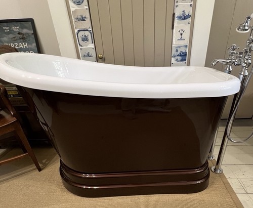 Small roll top bath - small,