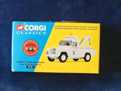 Corgi land rover - corgi,