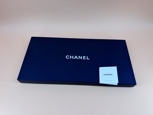 Chanel empty gift box - box, scarf