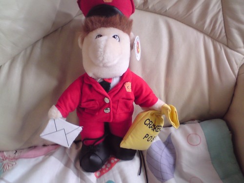 Plushpals large postman - plushpals, pat