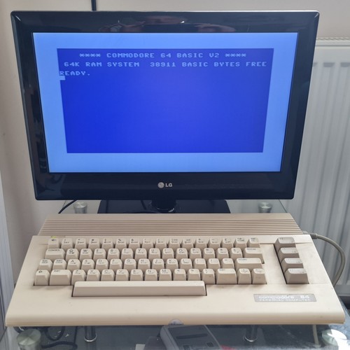 Commodore 64c home computer - commodore,