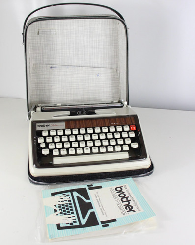 Brother typewriter deluxe 1300 - typewriter,