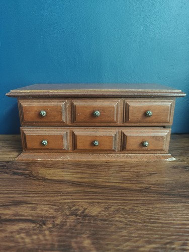 Vintage wooden jewellery box - vintage,
