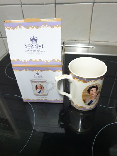Royal heritage the queen fine - royal,