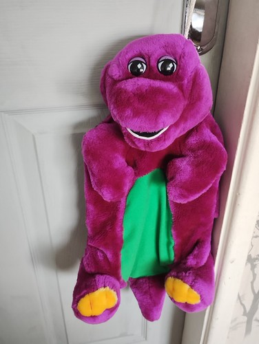 Barney the purple dinosaur - barney,