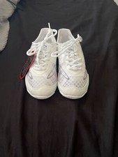White nfinity cheer shoes size us 7 size uk 6 never worn brand new with tags