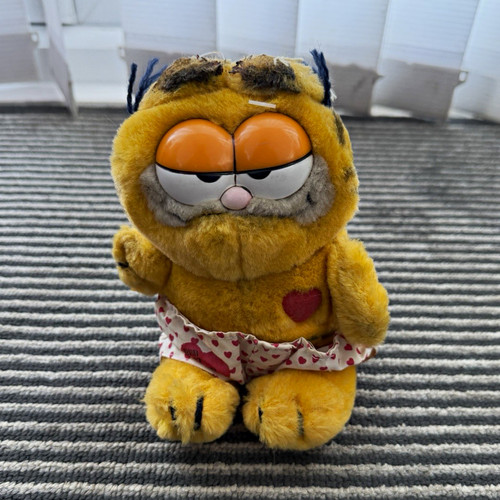 Garfield plush stuffed cat - garfield,